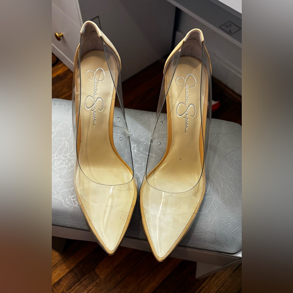Jessica Simpson clear pump